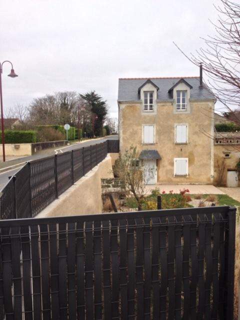 Installation de clôture de maison, Gennes-Val-de-Loire