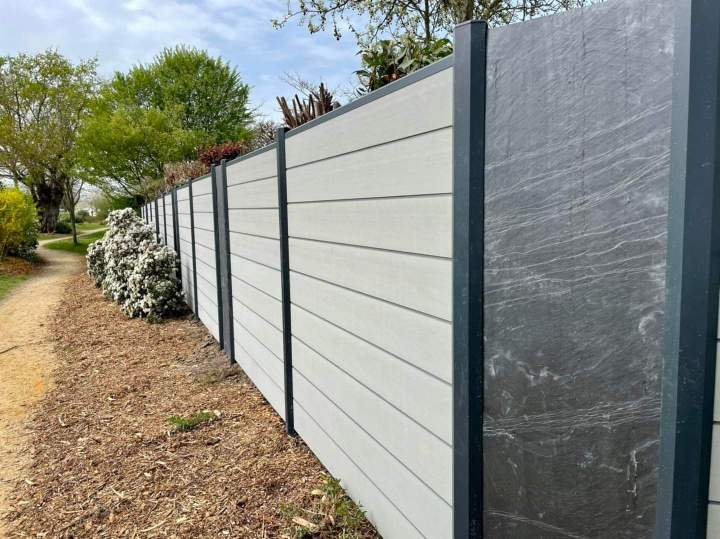 Installation clôture agricole dans le département du Maine-et-Loire