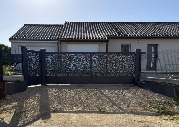 Installation clôture agricole dans le département du Maine-et-Loire